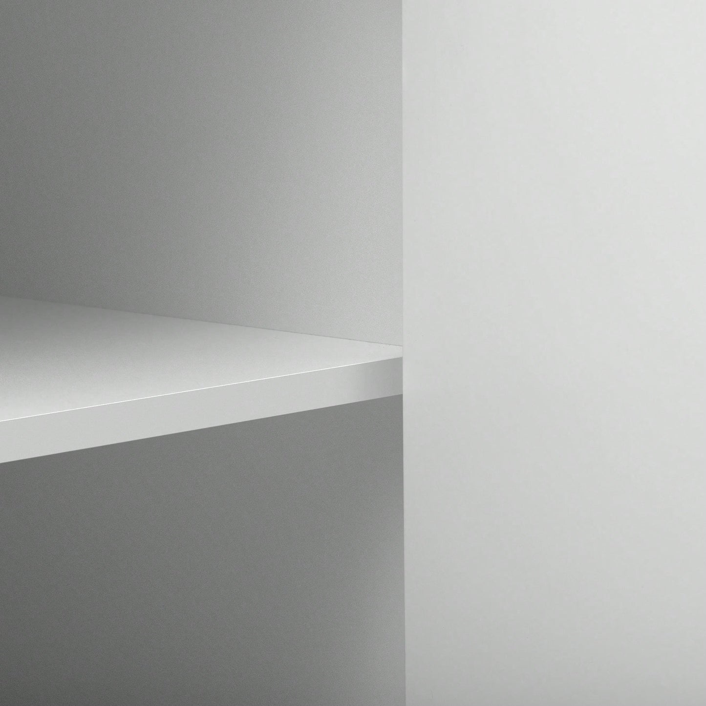 Three-Door Storage Cabinet With Metal Handles, Suitable For Corridors, Entrances, Living Rooms, And Bedrooms