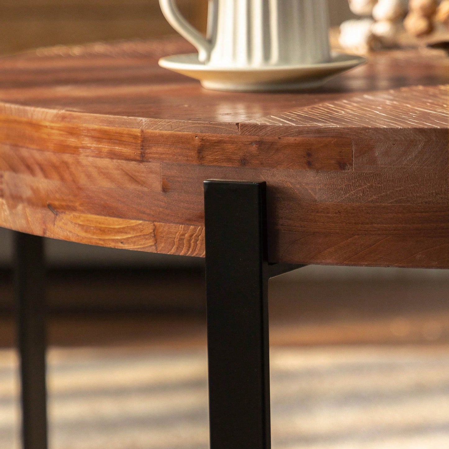 Modern Retro Splicing Round Coffee Table, Fir Wood Table Top With Black Cross Legs Base