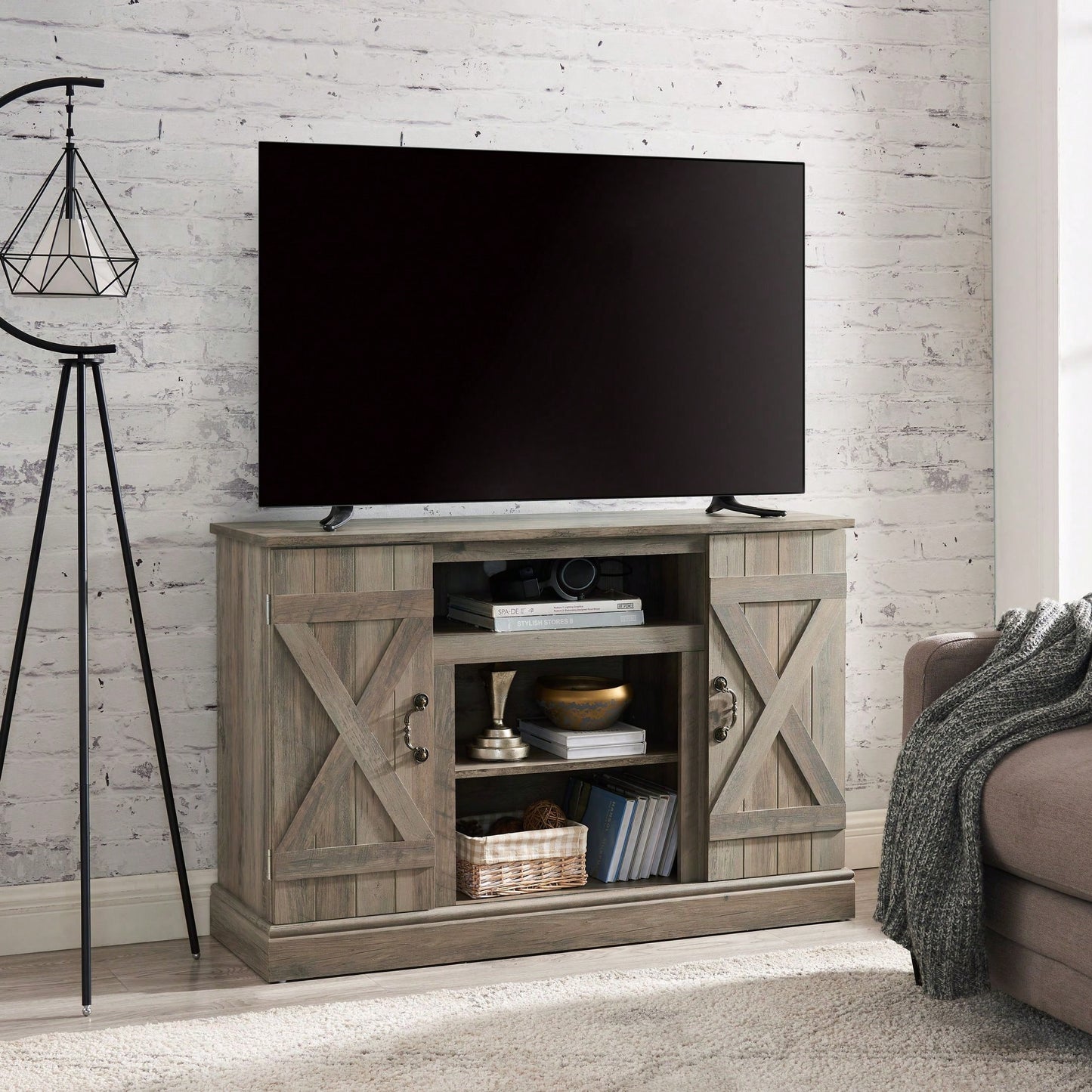 Media TV Stand Antique Entertainment Console For TV Up To 50" With Open And Closed Storage Space, Gray Wash