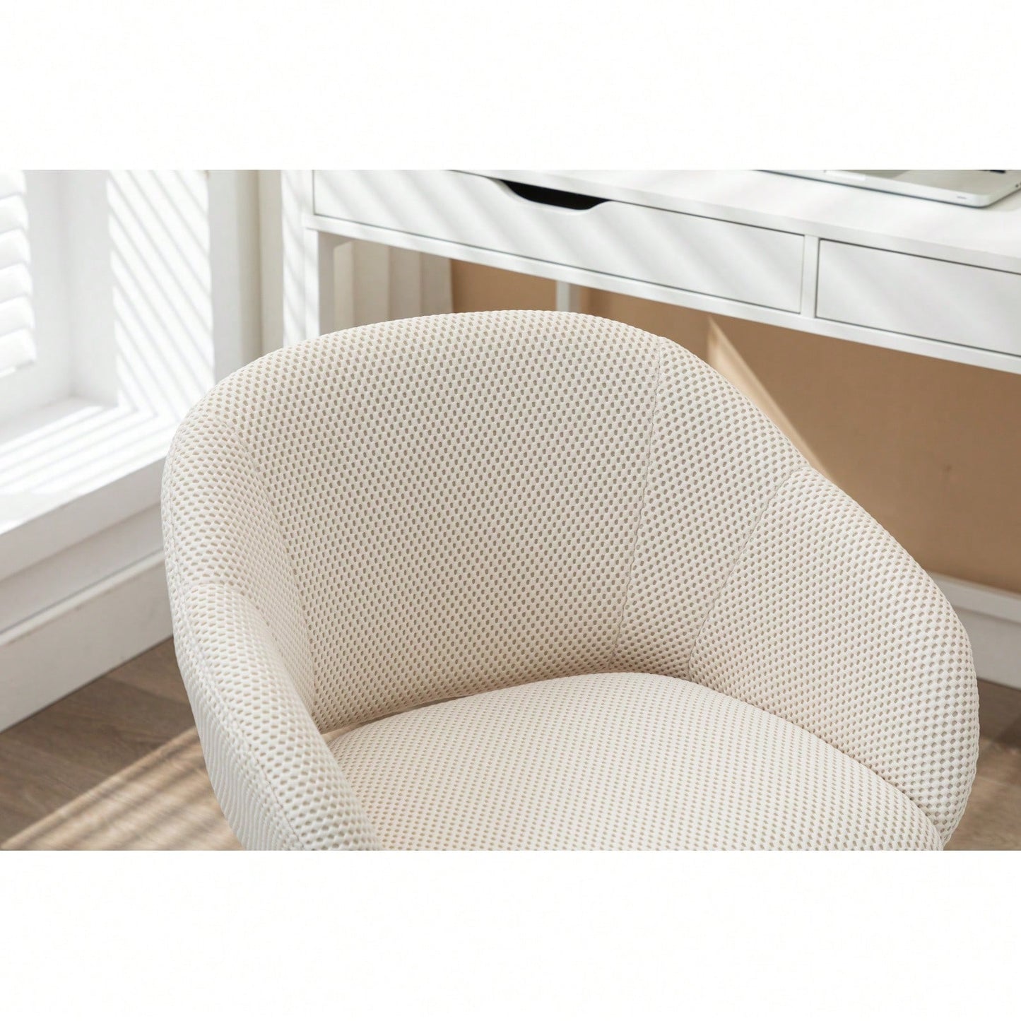 Adjustable Height Mesh Fabric Swivel Chair with Gold Base Soft Foam Seat 360° Rolling Wheels for Home Office and Bedroom