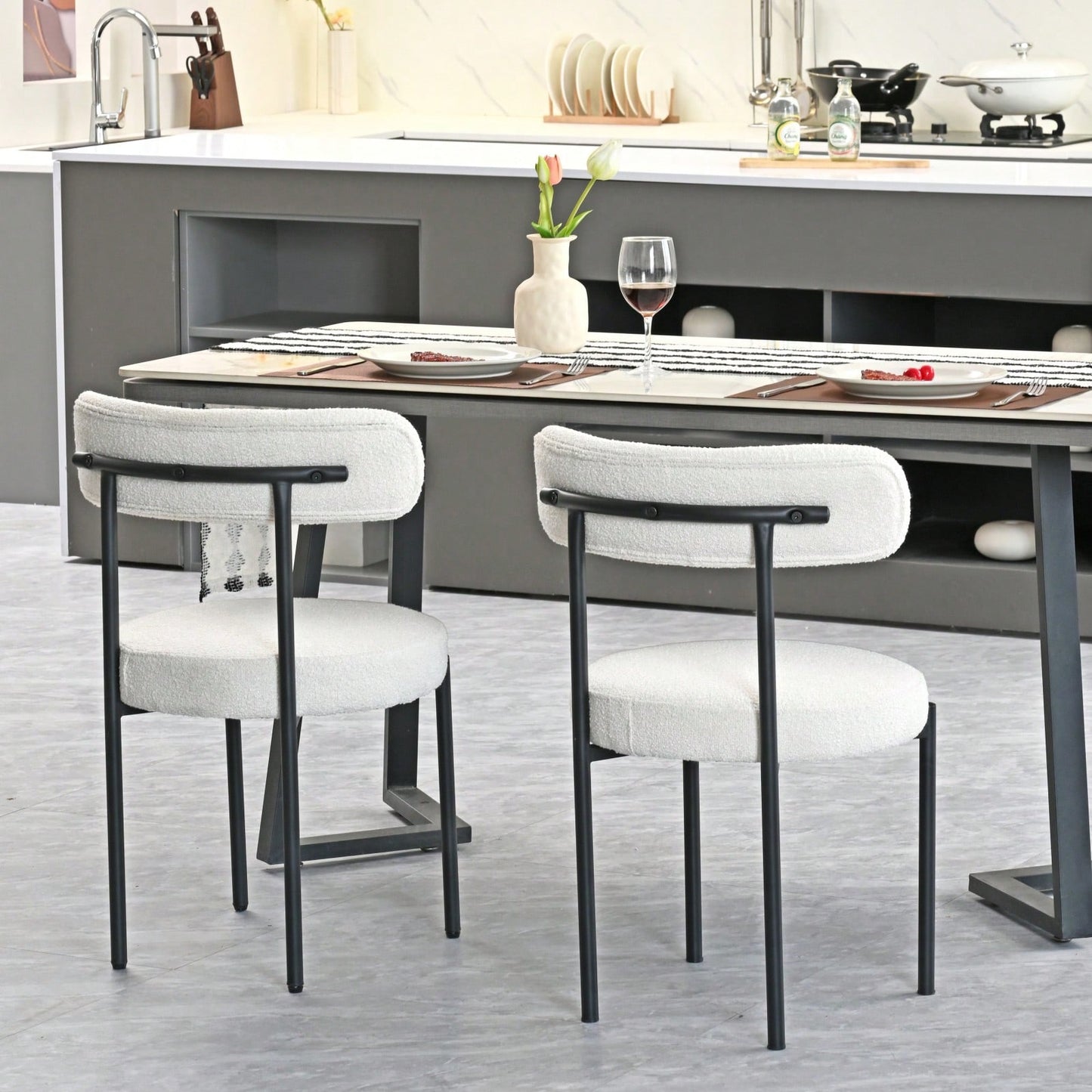 Mid-Century Modern Boucle Dining Chairs Set of 2 Curved Backrest Velvet Upholstered Kitchen Chairs with Black Metal Legs