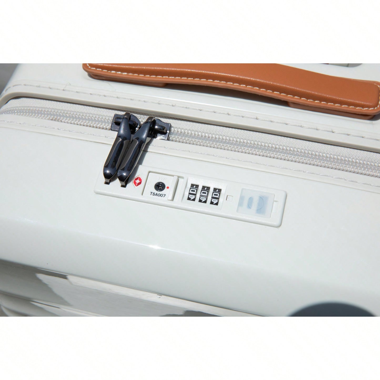 24 Inch TSA Lock Lightweight Spinner Suitcase with USB Port Wheel Lock and Spacious Storage