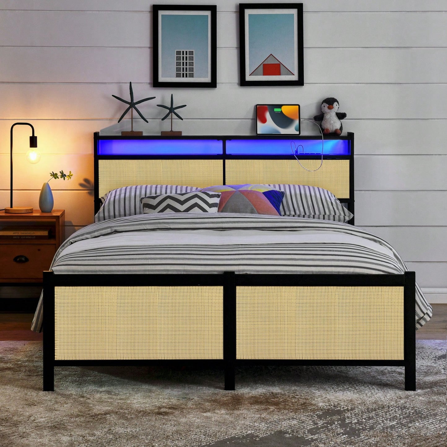Stylish Wrought Iron Bed Frame With USB Charging Port And Lamp, Durable Metal Platform Bed For Twin Full Double Size
