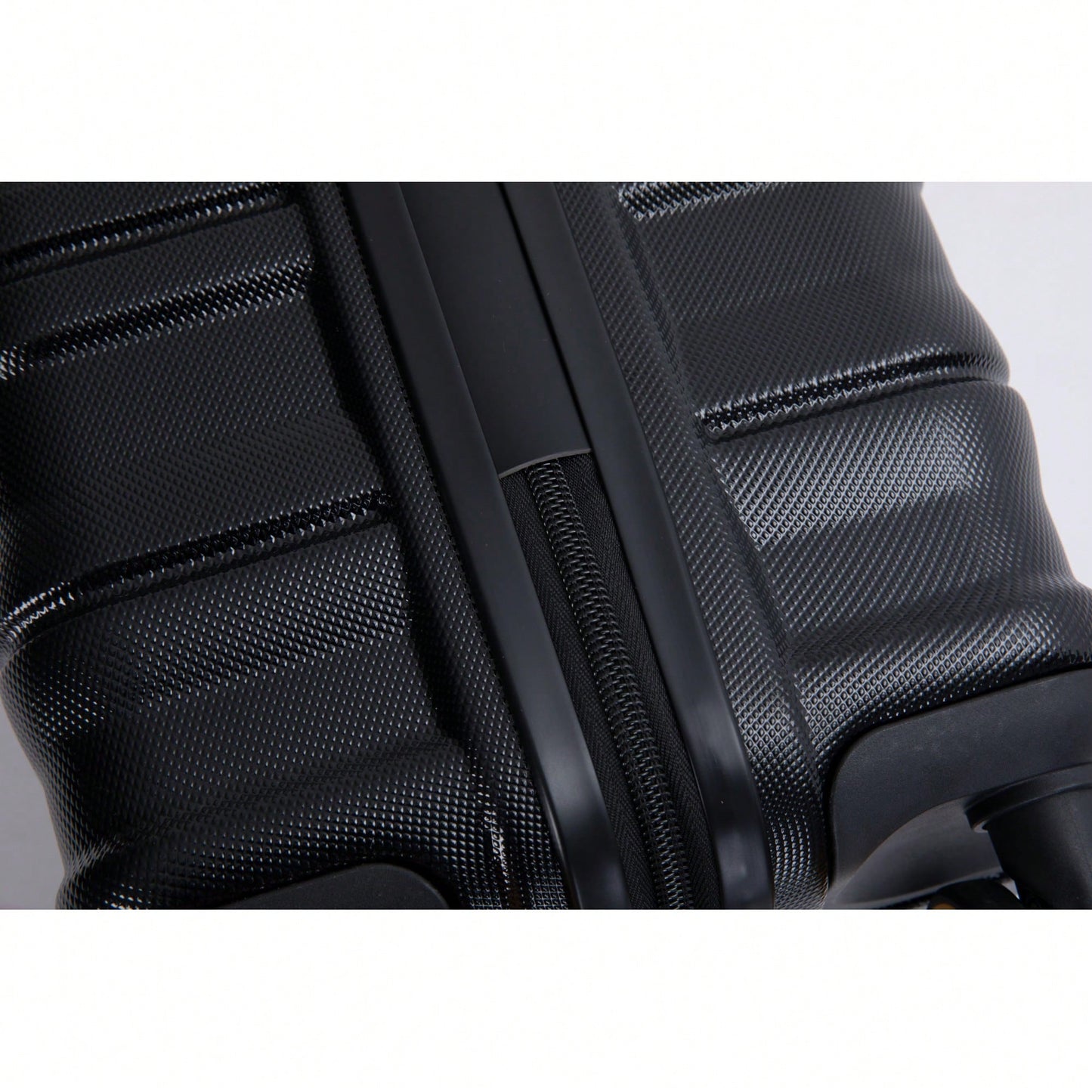 TSA Approved 18.5" Hard Shell Carry On Suitcase With 360° Spinner Wheels And Adjustable Pull Rod - Ideal For Business Travel