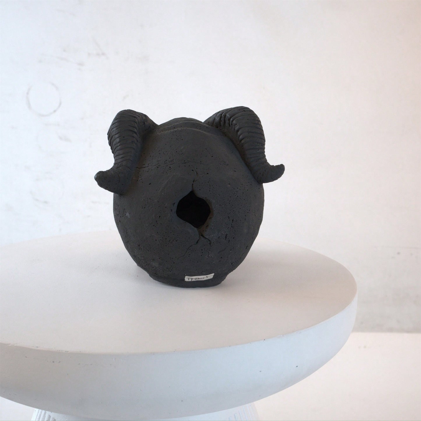 Fireproof Imitation Skull Gas Log For Natural Gas Or Propane Fireplaces, Fire Pits, Campfires, Halloween Decor, And BBQs
