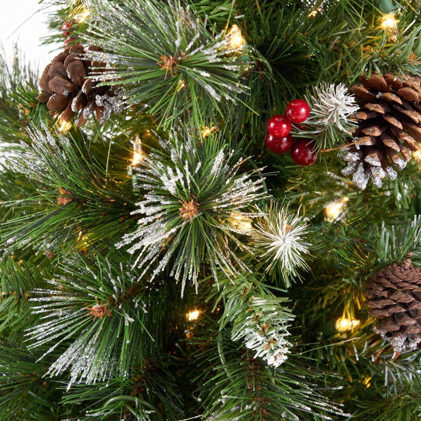 4.5' Glittering Mixed Bristle Hinged Christmas Tree With Red Berries, Pine Cones, And 200 Clear Lights - 407 Tips For Festive Elegance