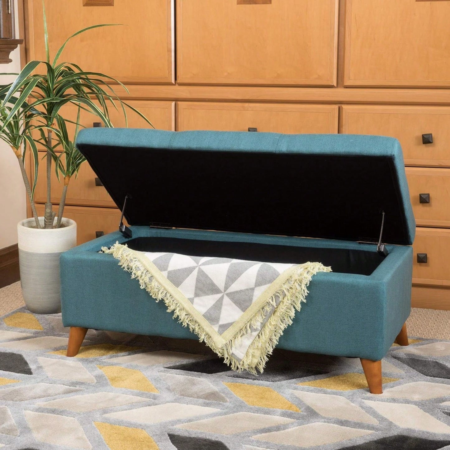 Multi-Functional Storage Ottoman With Stylish Design And Hidden Compartment For Living Room Organization