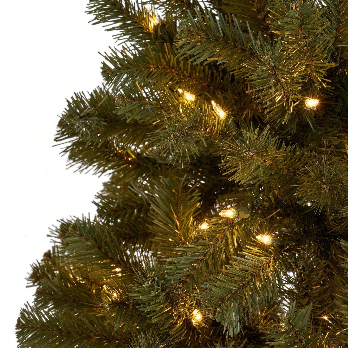Stunning 7' Hinged Artificial Christmas Tree With 500 Lights - 48" Diameter, 1110 Tips For A Festive Touch