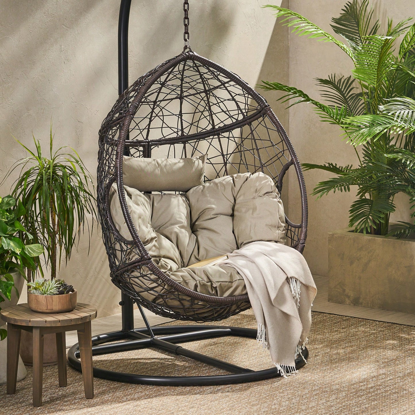Stylish Grey Hanging Basket For Indoor And Outdoor Use – Versatile Planter For Flowers And Plants (Stand Not Included)