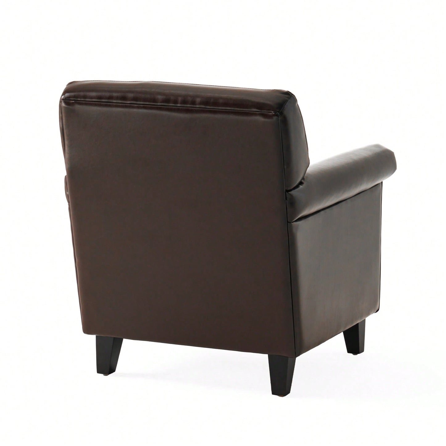 Elegant Vintage-Inspired Club Chair For Stylish Living Spaces