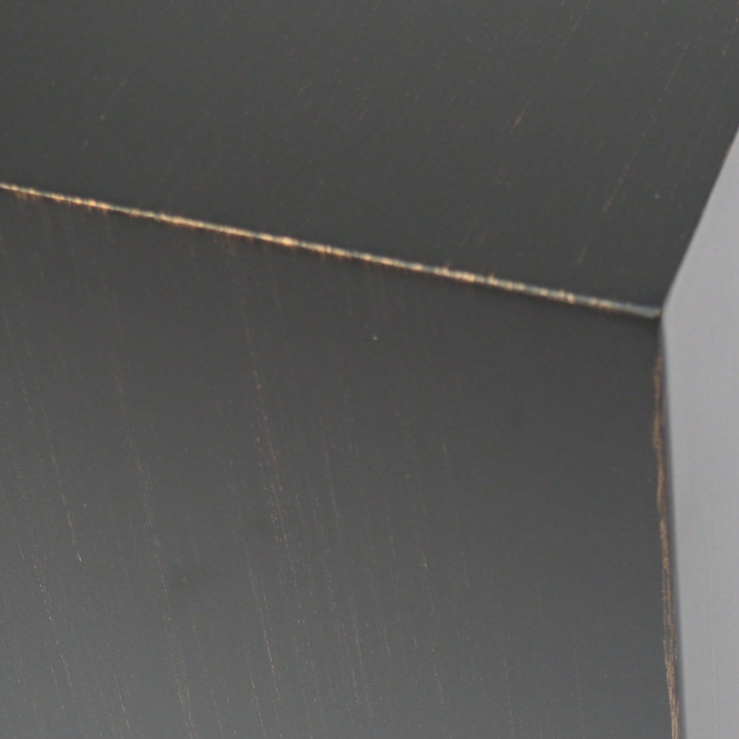 Sturdy Iron Tank Holder For Enhanced Stability And Support
