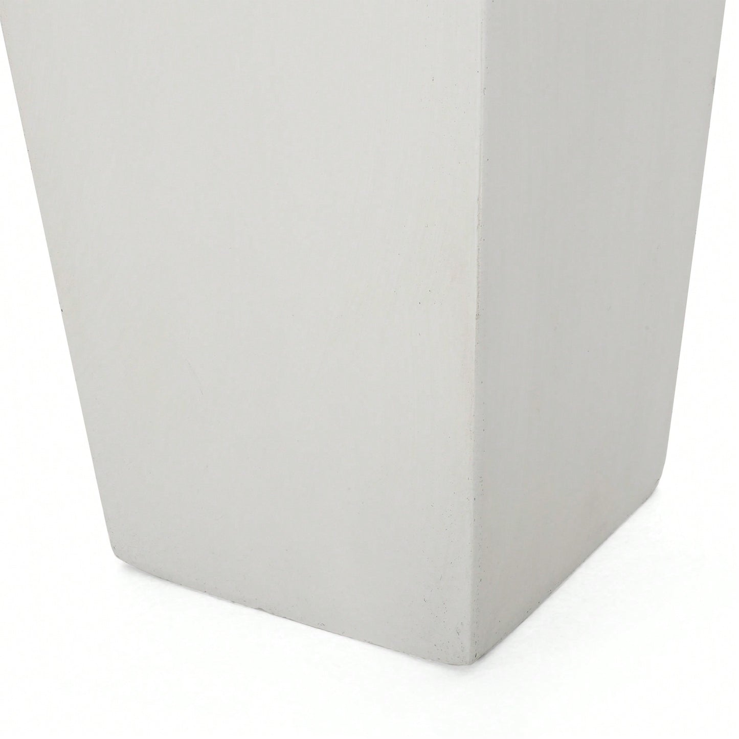 Elevate Your Greens ELLA L 13 Plant Pot
