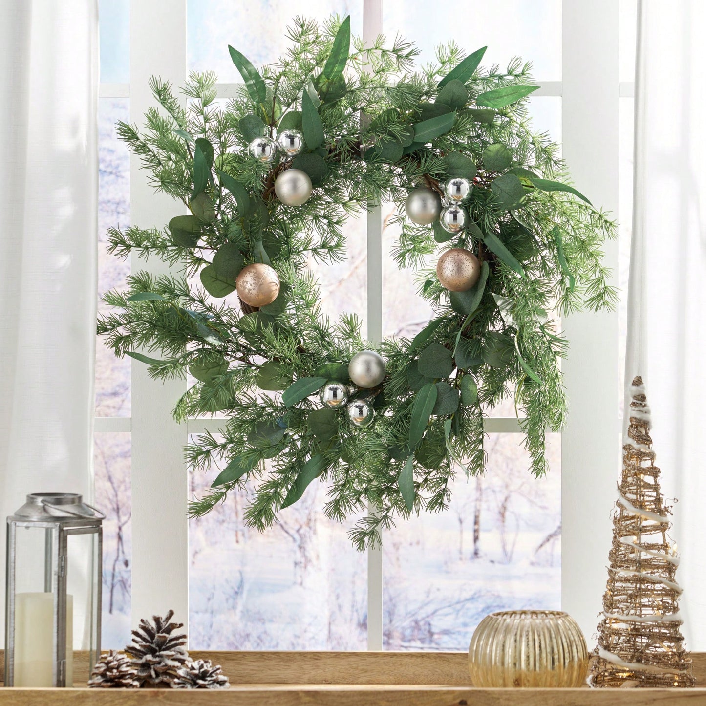 26 Inch Pine Needle Wreath With Decorative Ball For Seasonal Home Decor
