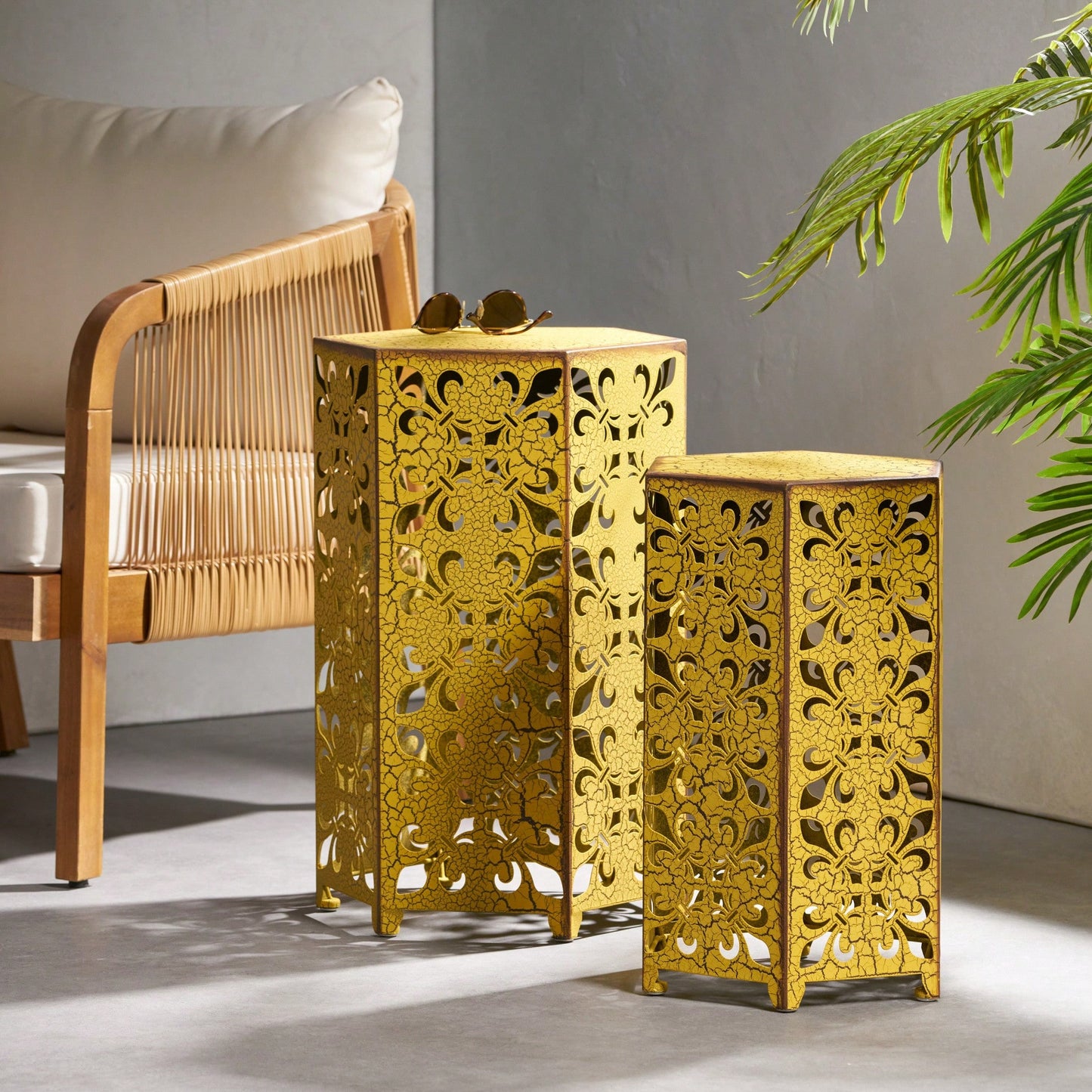 Set Of 2, Elegant Wood Accent Table With Stylish Design For Living Room Or Bedroom