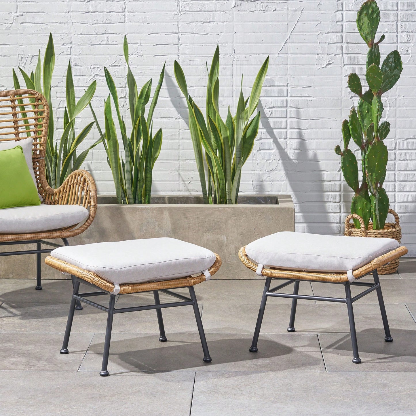 Set Of 2, Stylish Upholstered Ottoman For Living Room Or Bedroom Use