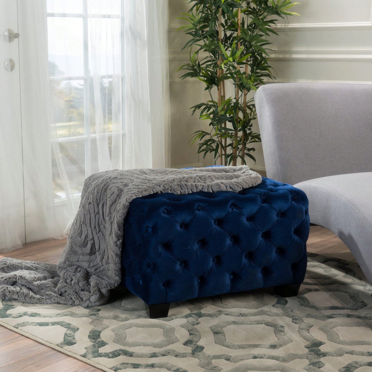 Elegant Ottoman With Plush Cushioning For Living Room Or Bedroom Decor