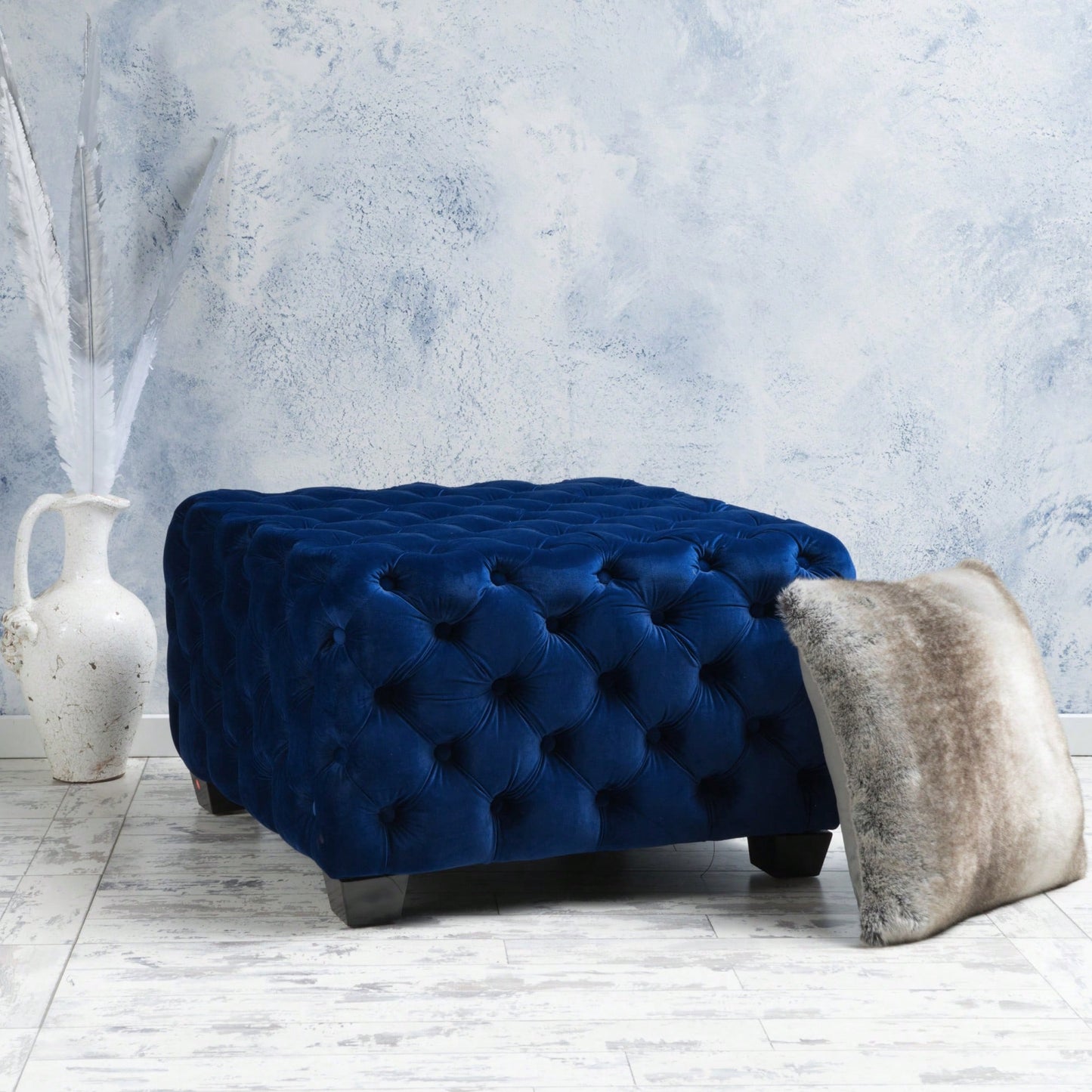 Elegant Ottoman With Plush Cushioning For Living Room Or Bedroom Decor
