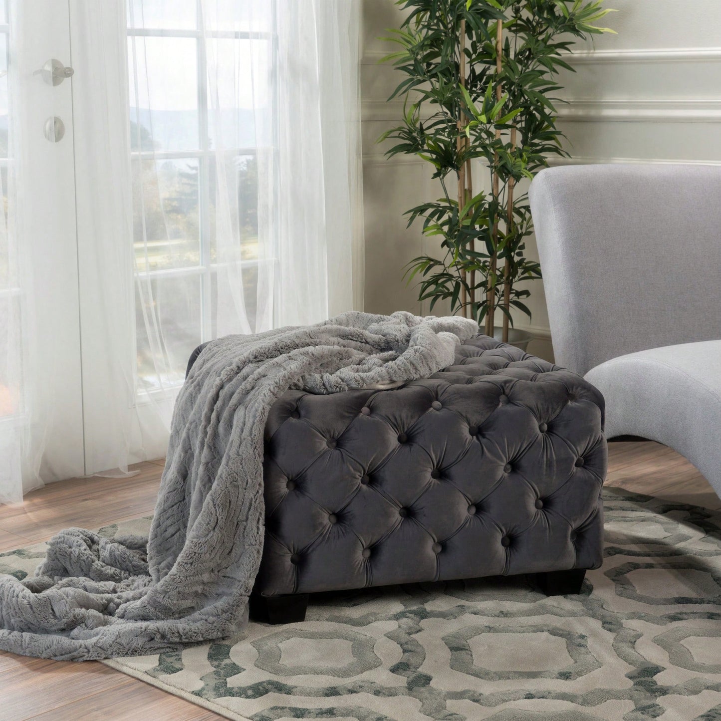 Elegant Ottoman With Plush Cushioning For Living Room Or Bedroom Decor