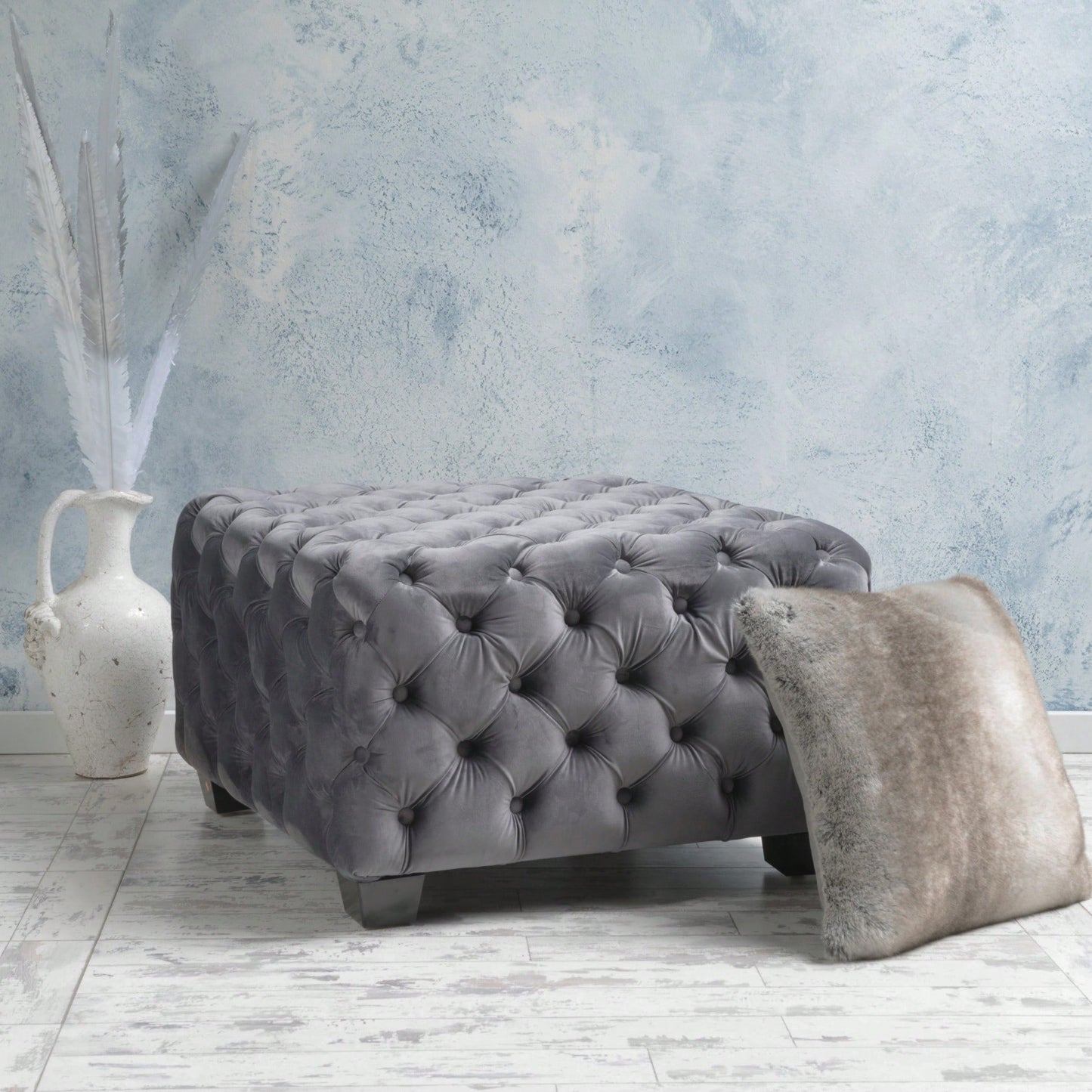 Elegant Ottoman With Plush Cushioning For Living Room Or Bedroom Decor