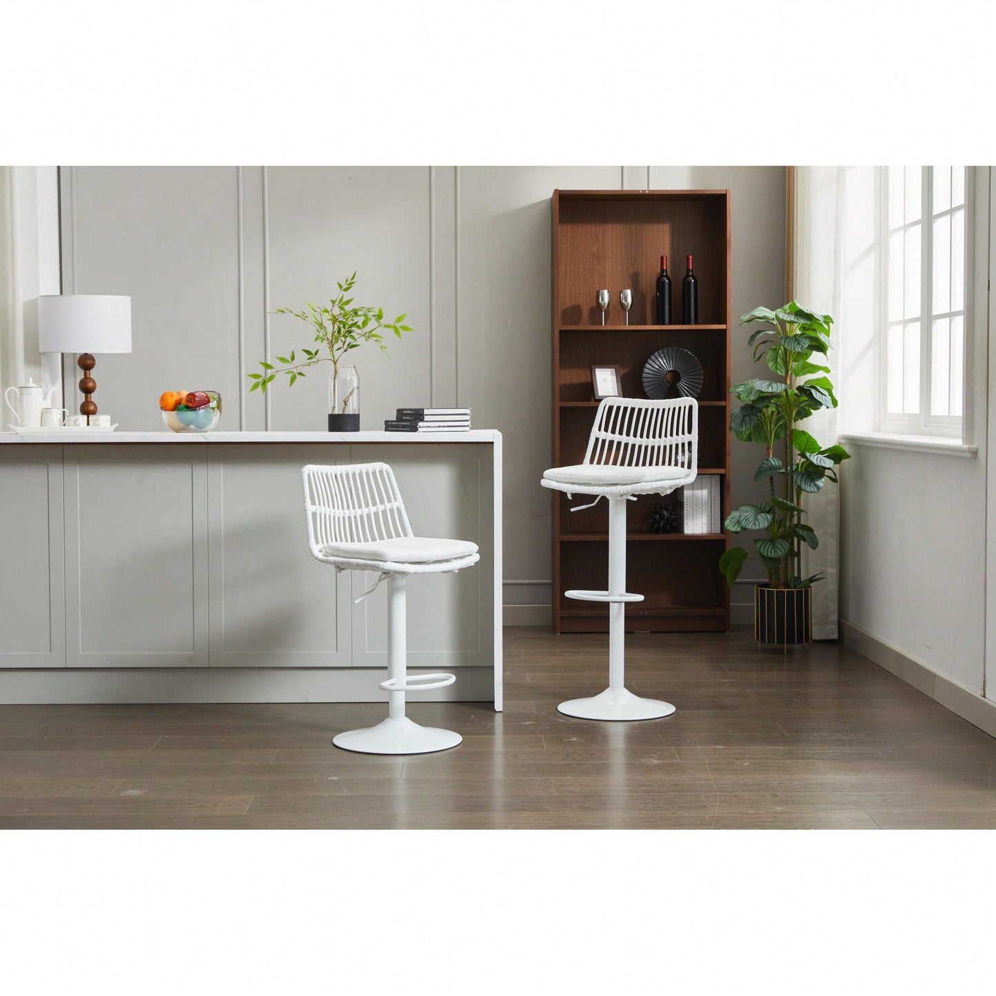 Set Of 2 360 Swivel Rattan Bar Stools With Footrest For Kitchen And Dining Room Counter Height Seating