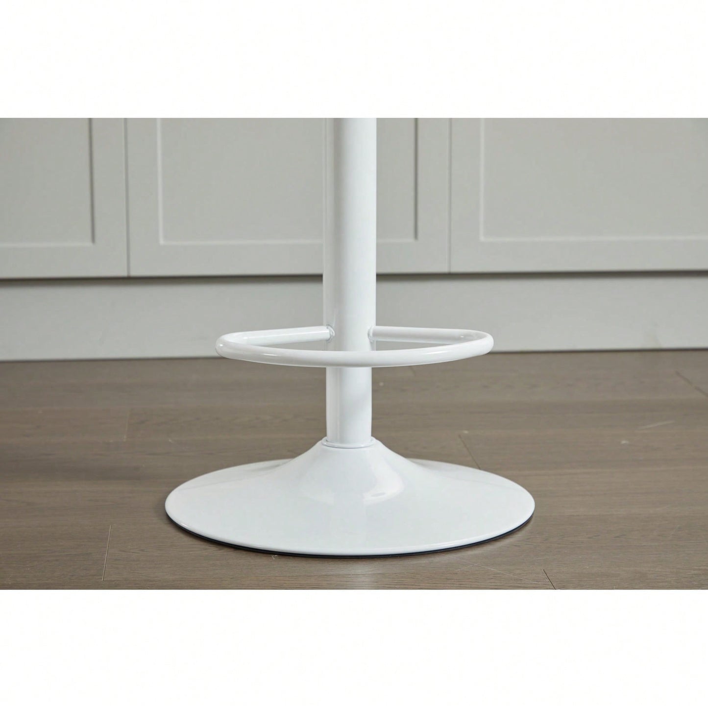 Set Of 2 360 Swivel Rattan Bar Stools With Footrest For Kitchen And Dining Room Counter Height Seating