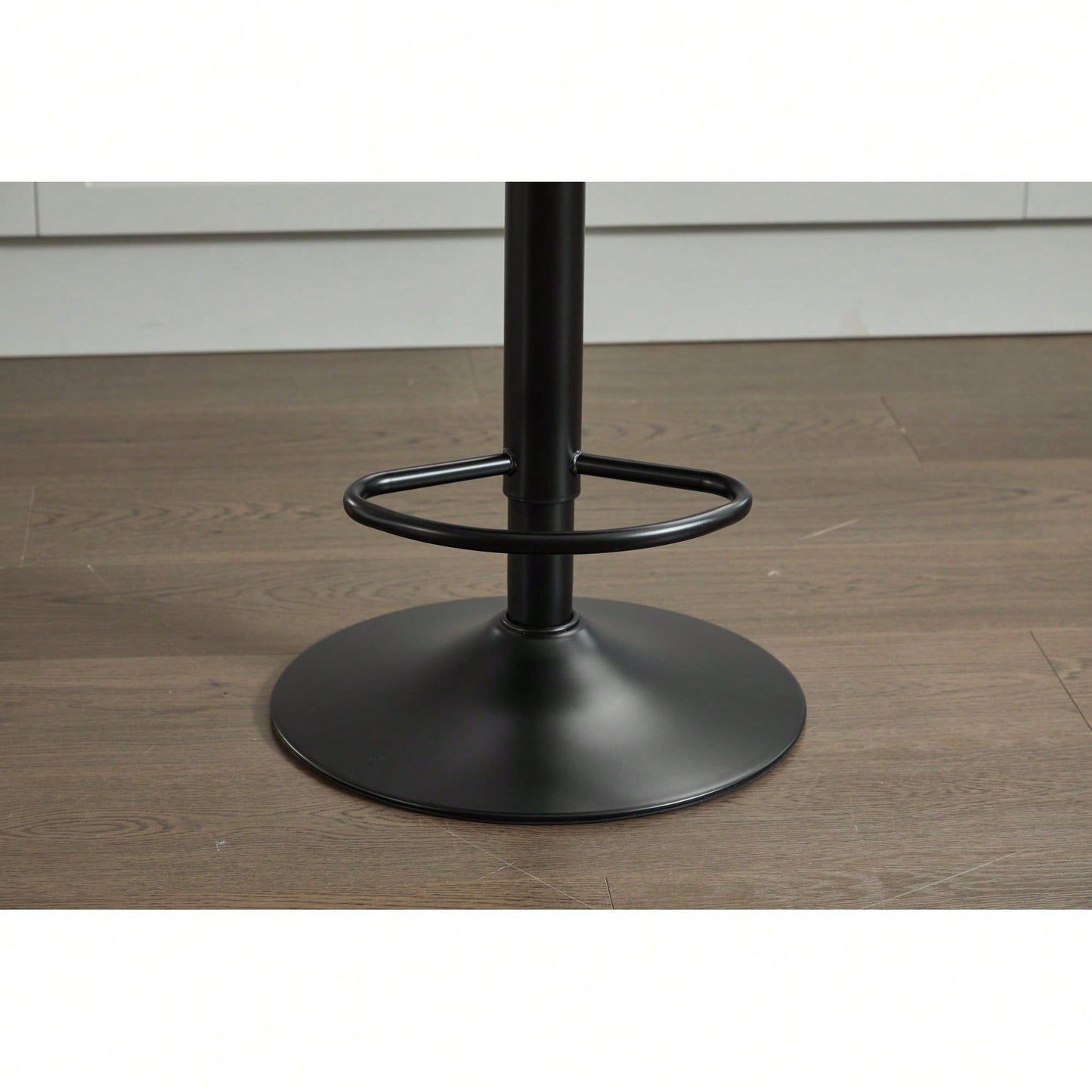 Set Of 2 360 Swivel Rattan Bar Stools With Footrest For Kitchen And Dining Room Counter Height Seating