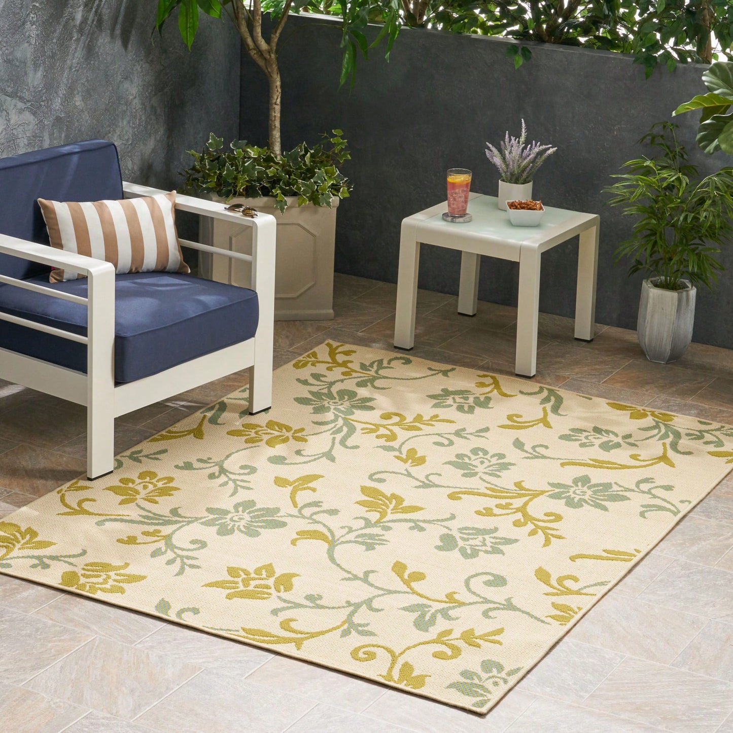 Elegant 5'3" X 7' Area Rug Perfect For Living Room Or Bedroom Décor