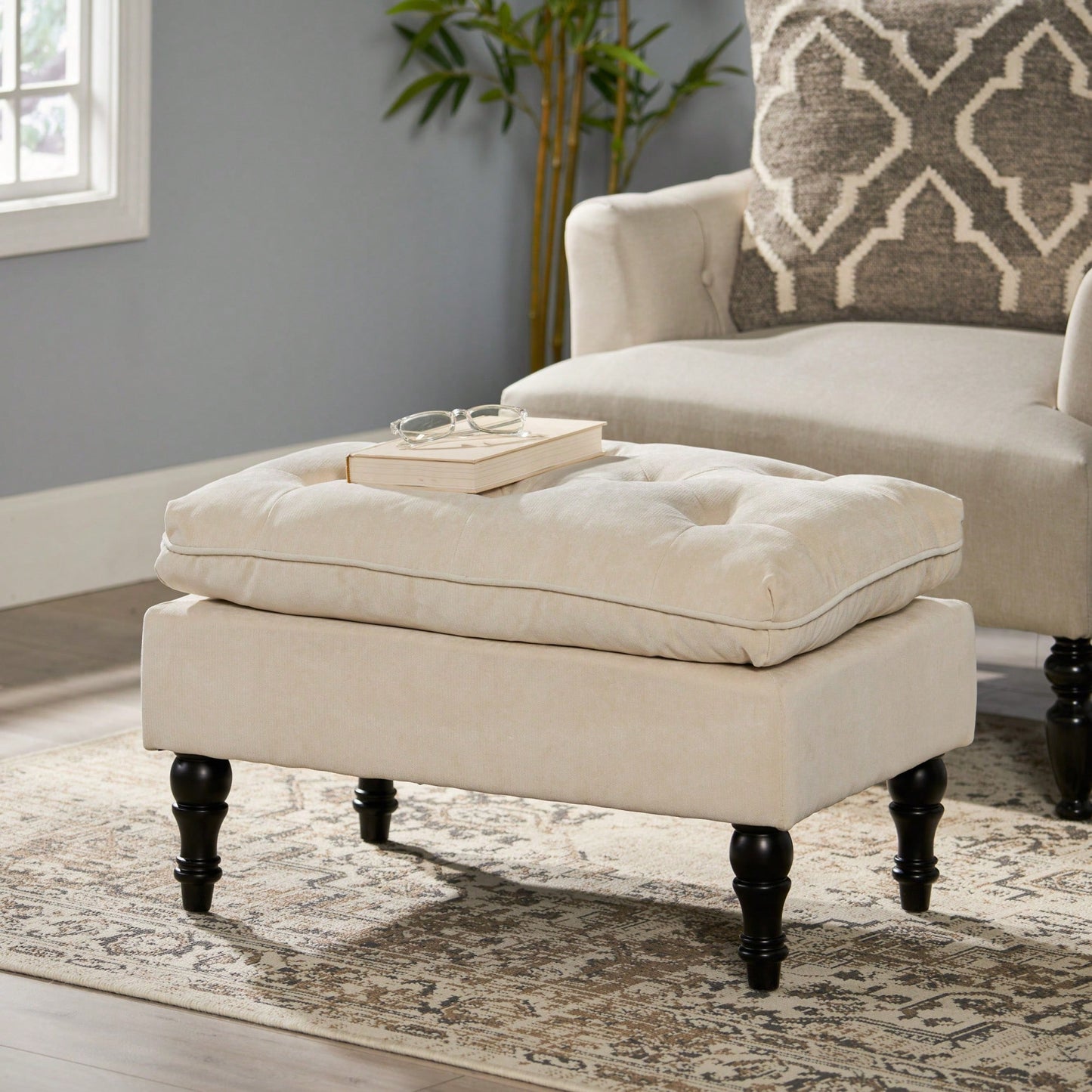 28 Inch Pillow Top Storage Ottoman For Living Room And Bedroom Decor