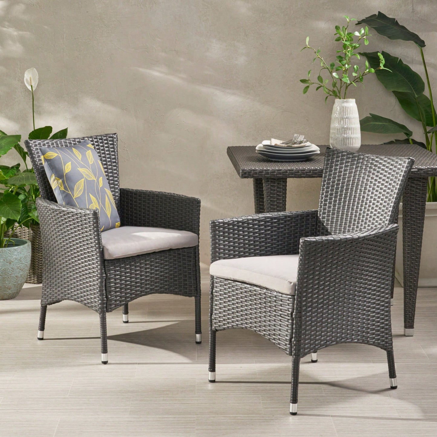 Set Of 2 Modern Dining Chairs Stylish Upholstered Seat With Wooden Legs For Home And Kitchen