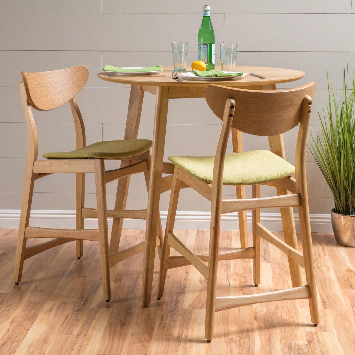 Set Of 2 Stylish Counter Height Chairs For Kitchen Or Bar Use