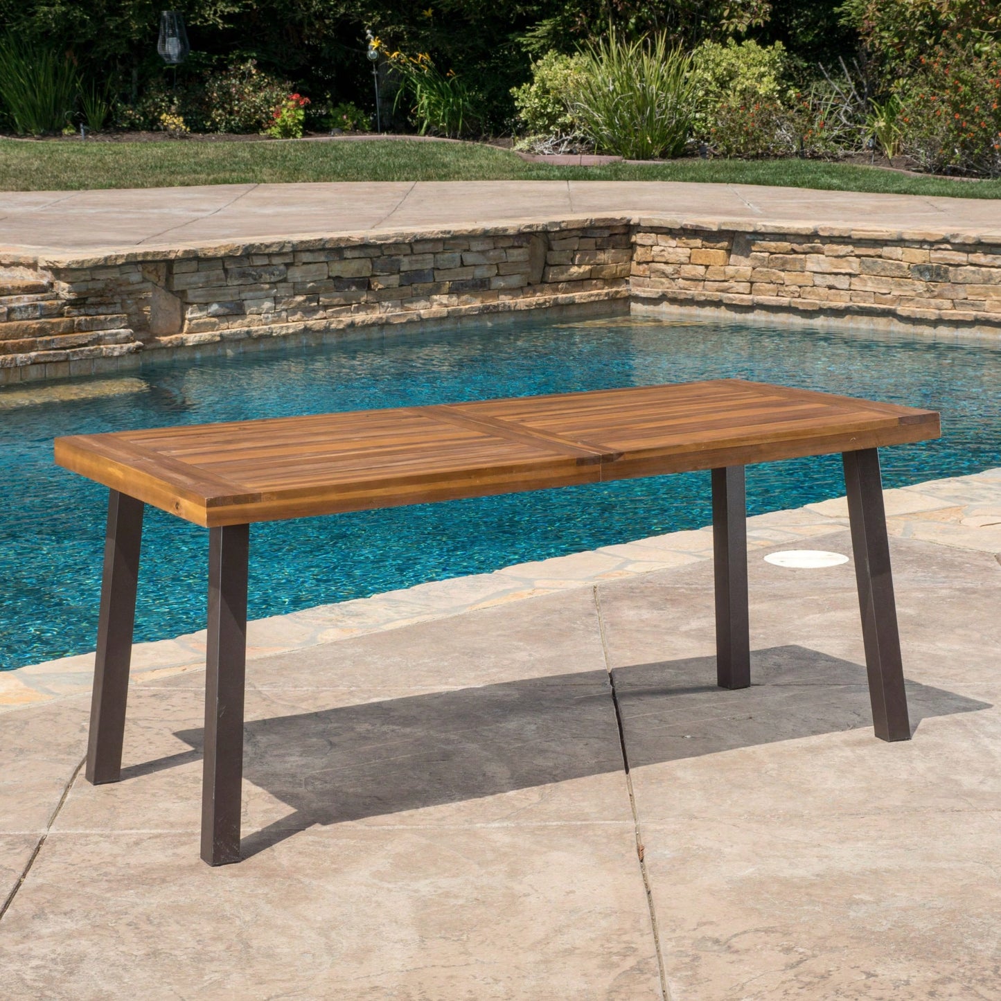 Elegant Modern Dining Table For Stylish Home Interiors