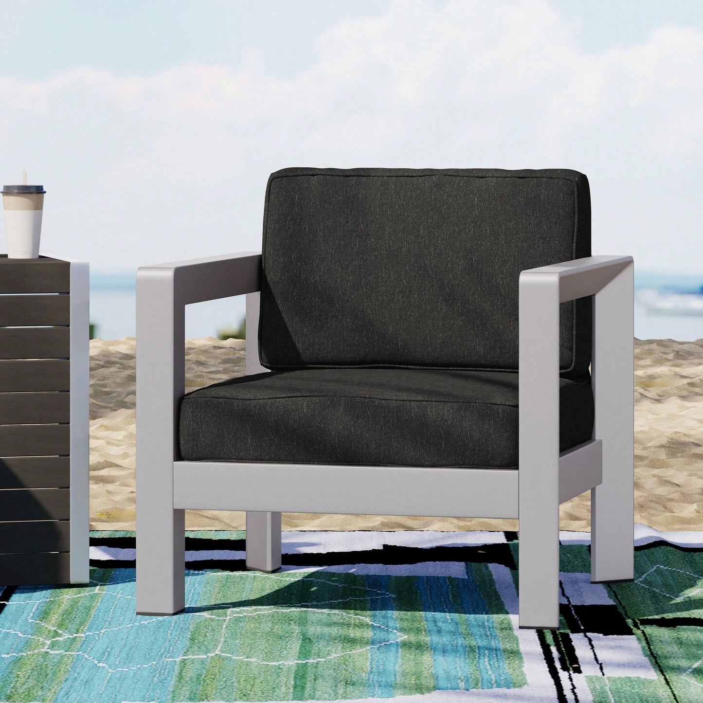 Elegant Modern Club Chair For Stylish Living Spaces