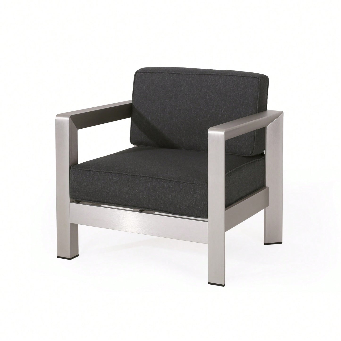 Elegant Modern Club Chair For Stylish Living Spaces