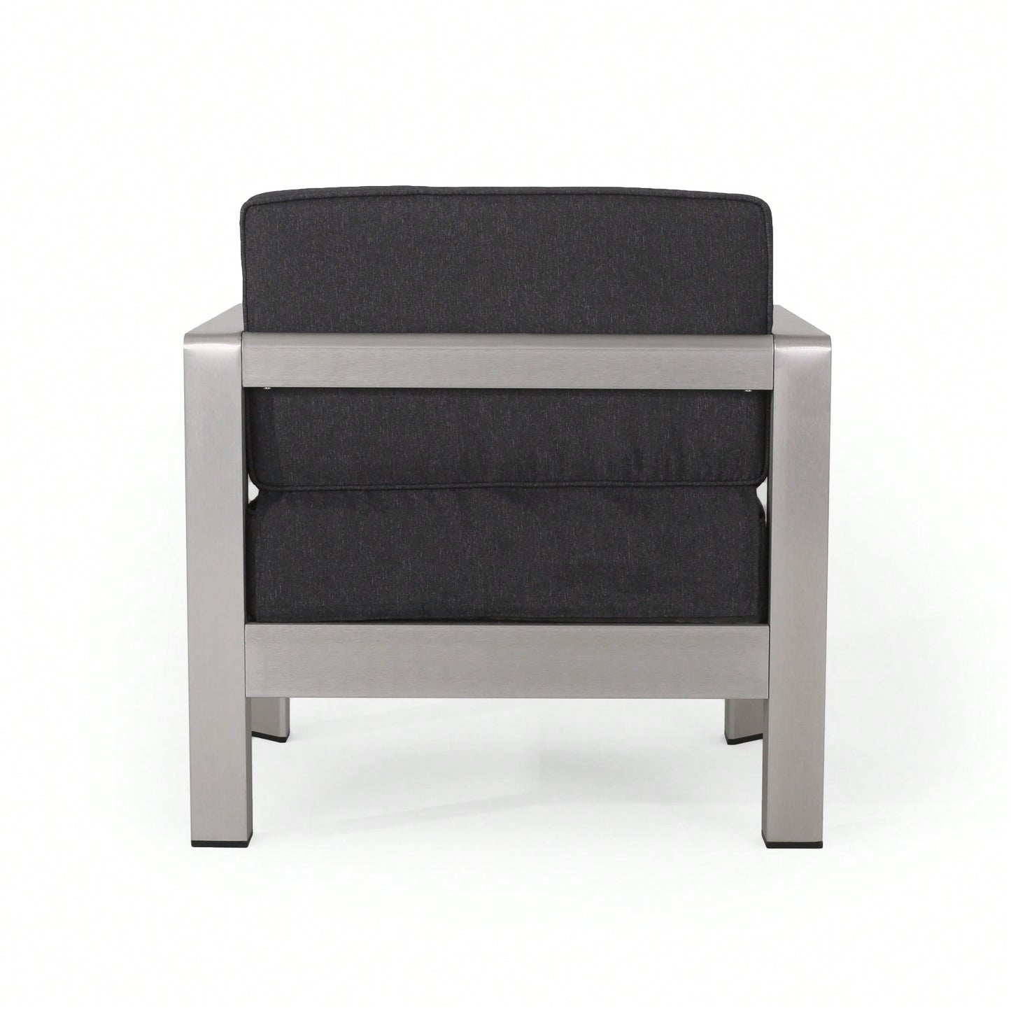 Elegant Modern Club Chair For Stylish Living Spaces