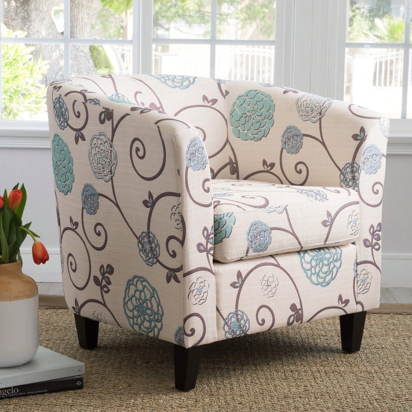 Elegant Modern Plaza Club Chair For Stylish Living Spaces