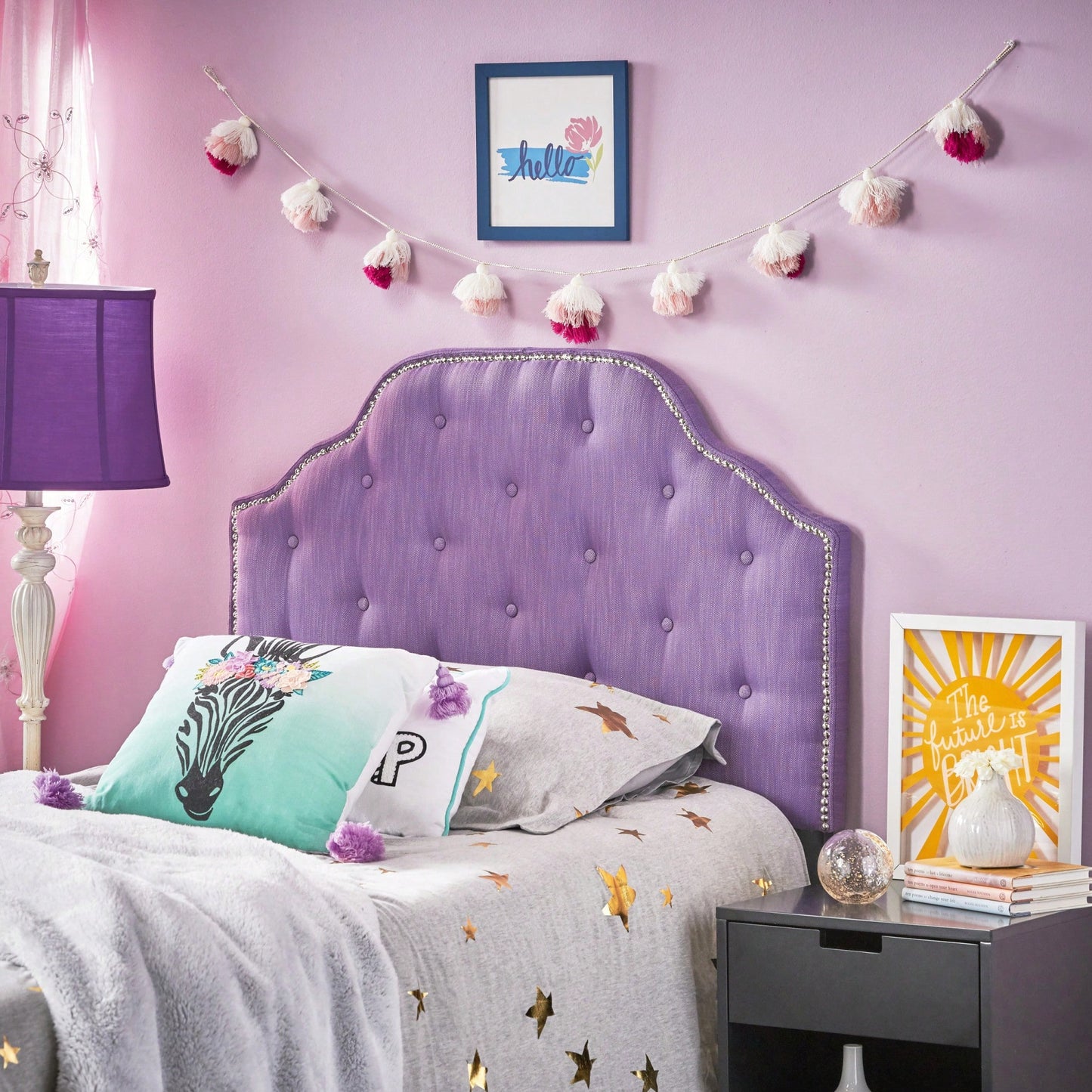 Stylish Twin Sized Headboard For Modern Bedrooms With Upholstered Design And Adjustable Height