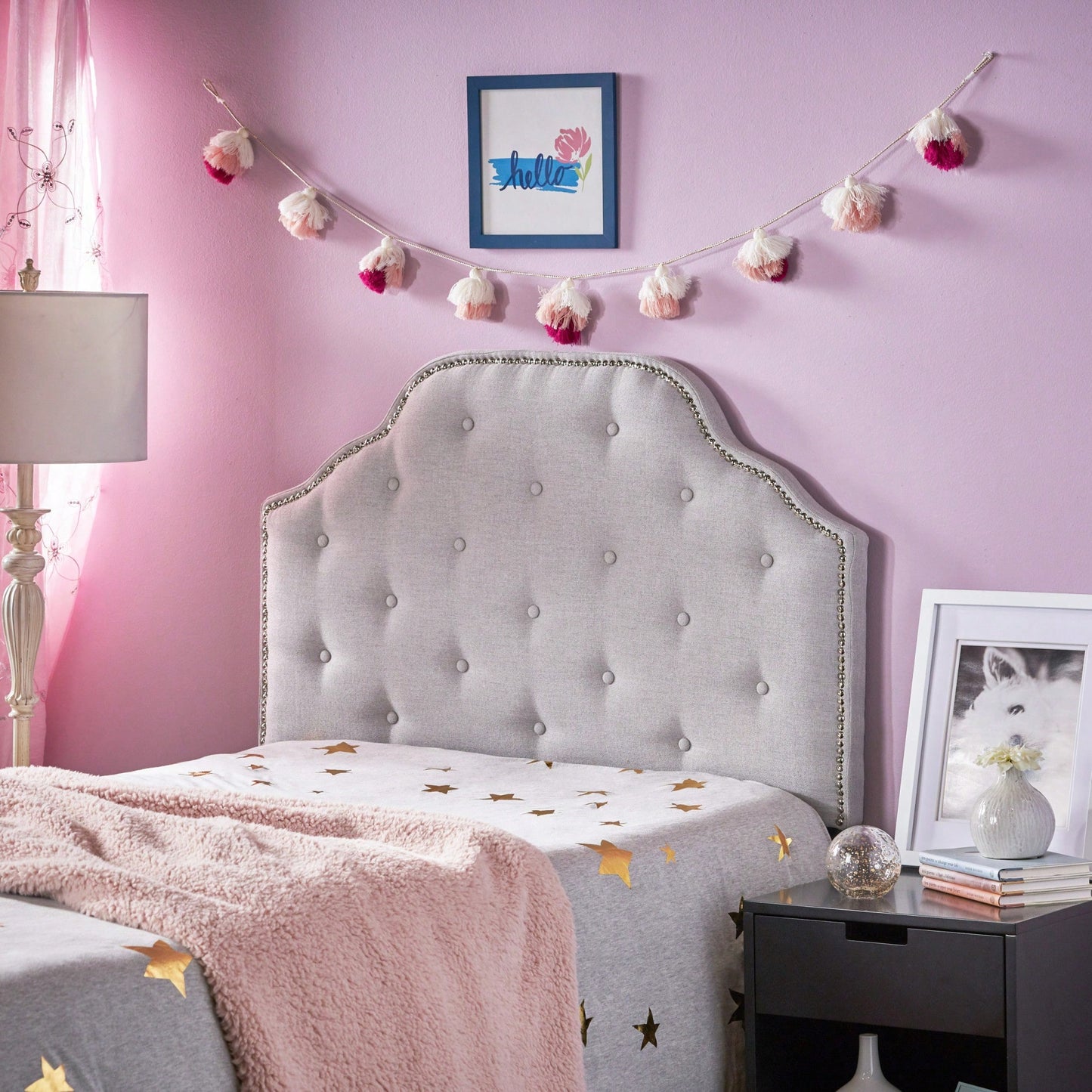 Stylish Twin Sized Headboard For Modern Bedrooms With Upholstered Design And Adjustable Height