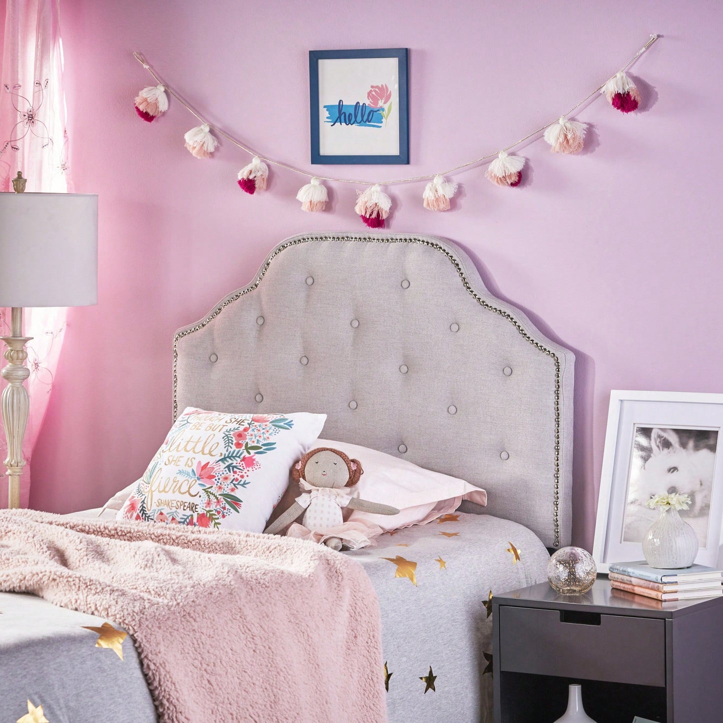 Stylish Twin Sized Headboard For Modern Bedrooms With Upholstered Design And Adjustable Height