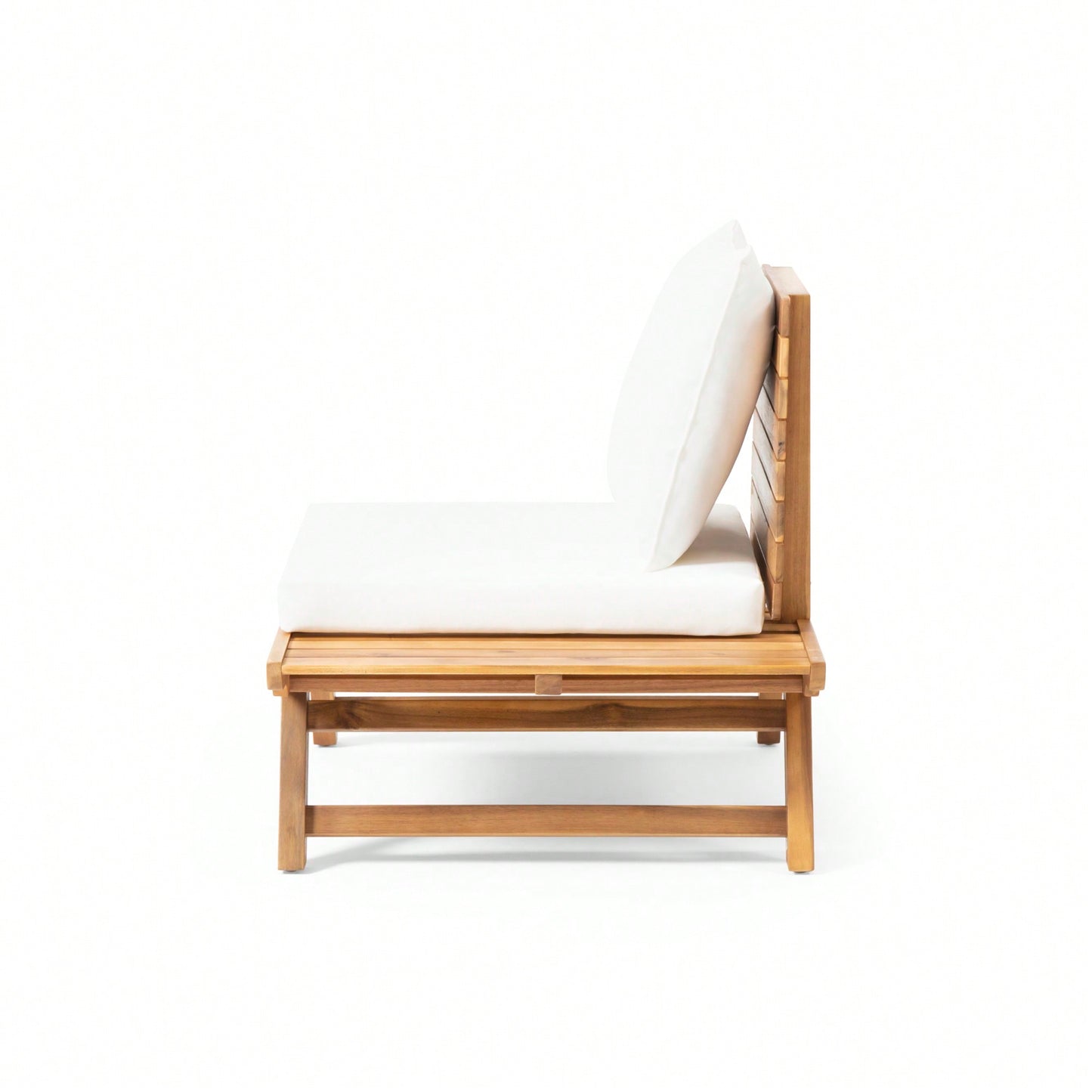 Elegant Modern Club Chair For Living Room And Office Seating