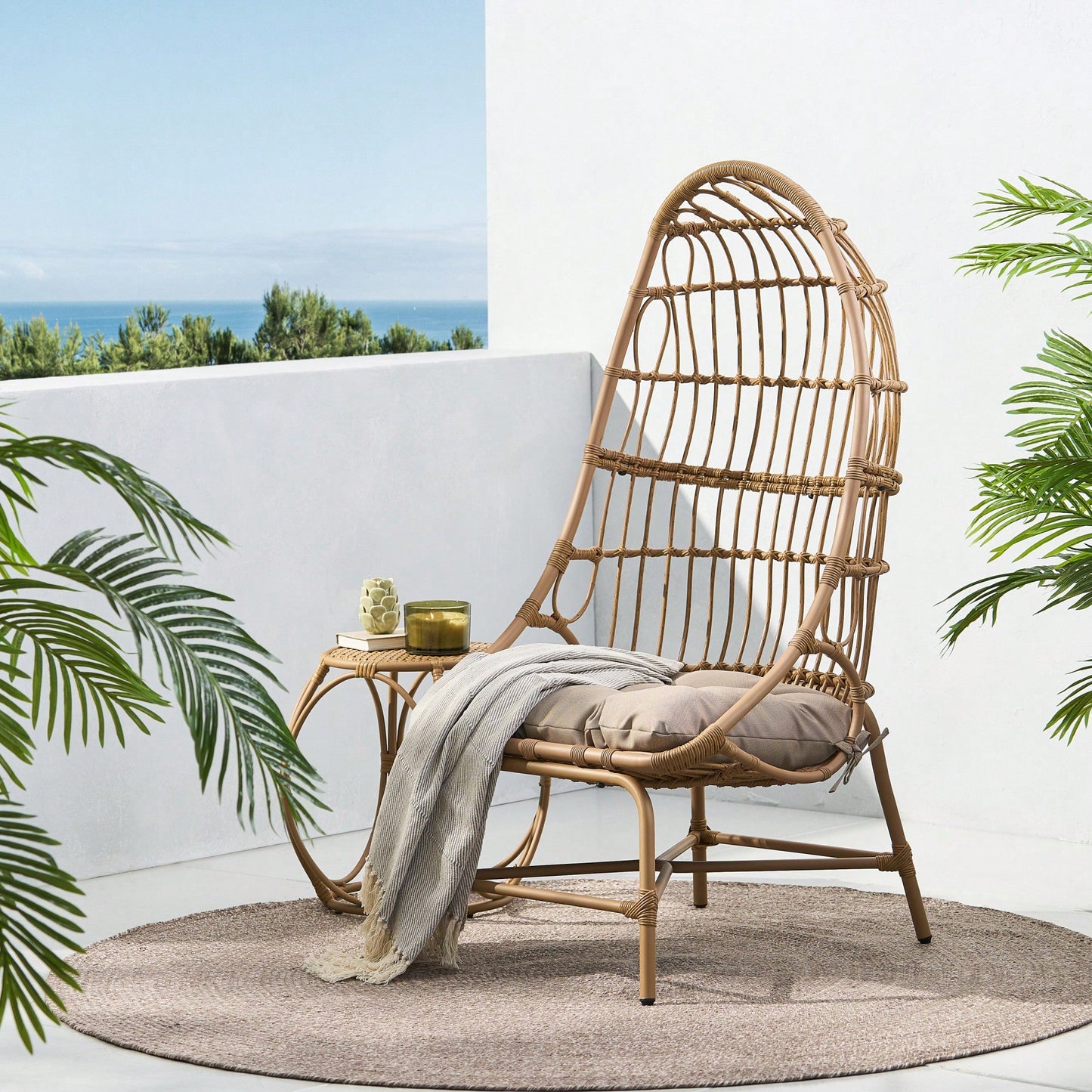 Cozy Hanging Lounge Chair For Indoor And Outdoor Relaxation