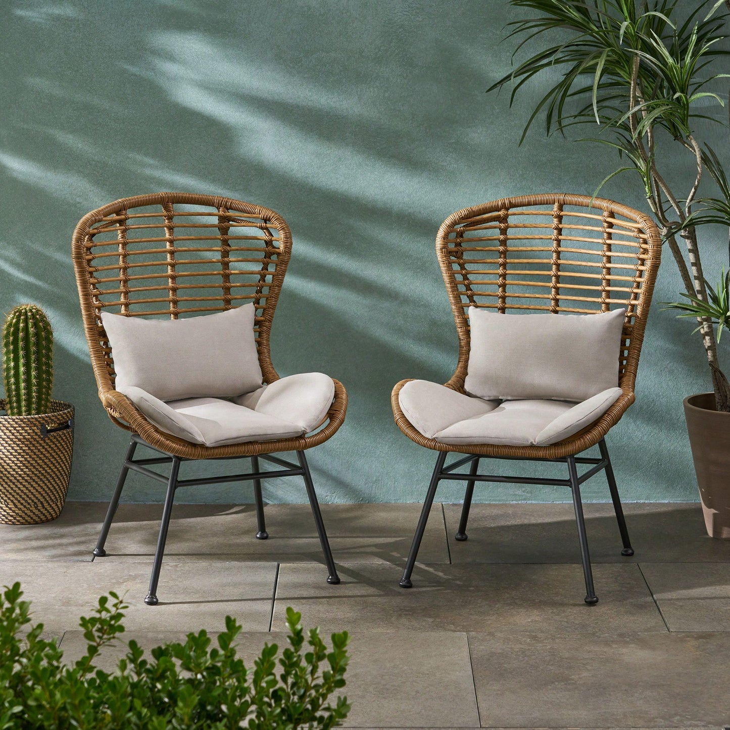 Elegant Upholstered Accent Chair For Living Room And Home Decor