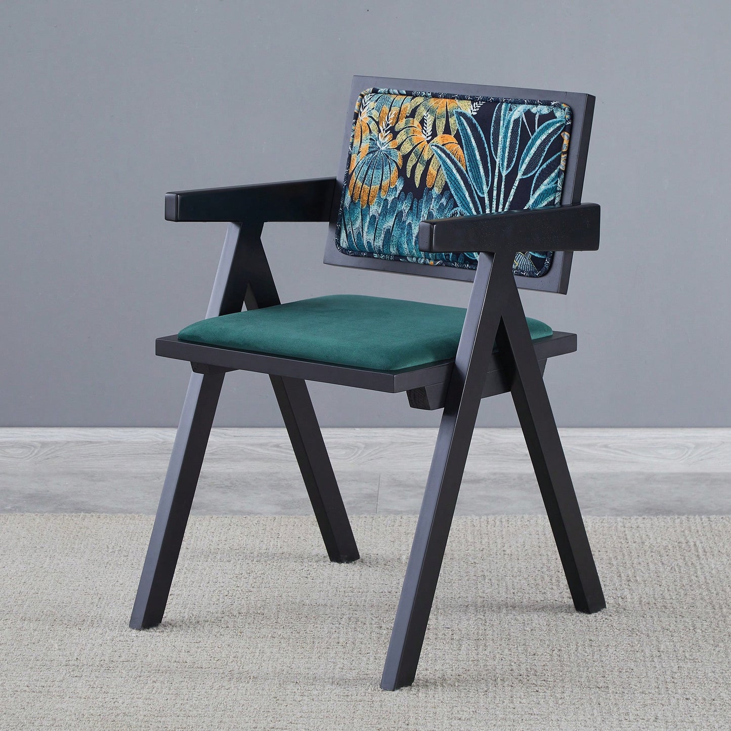Set Of 2 Medieval Style Black Rubber Wood Dining Chairs With Armrests - Simple Natural Living Room Seating