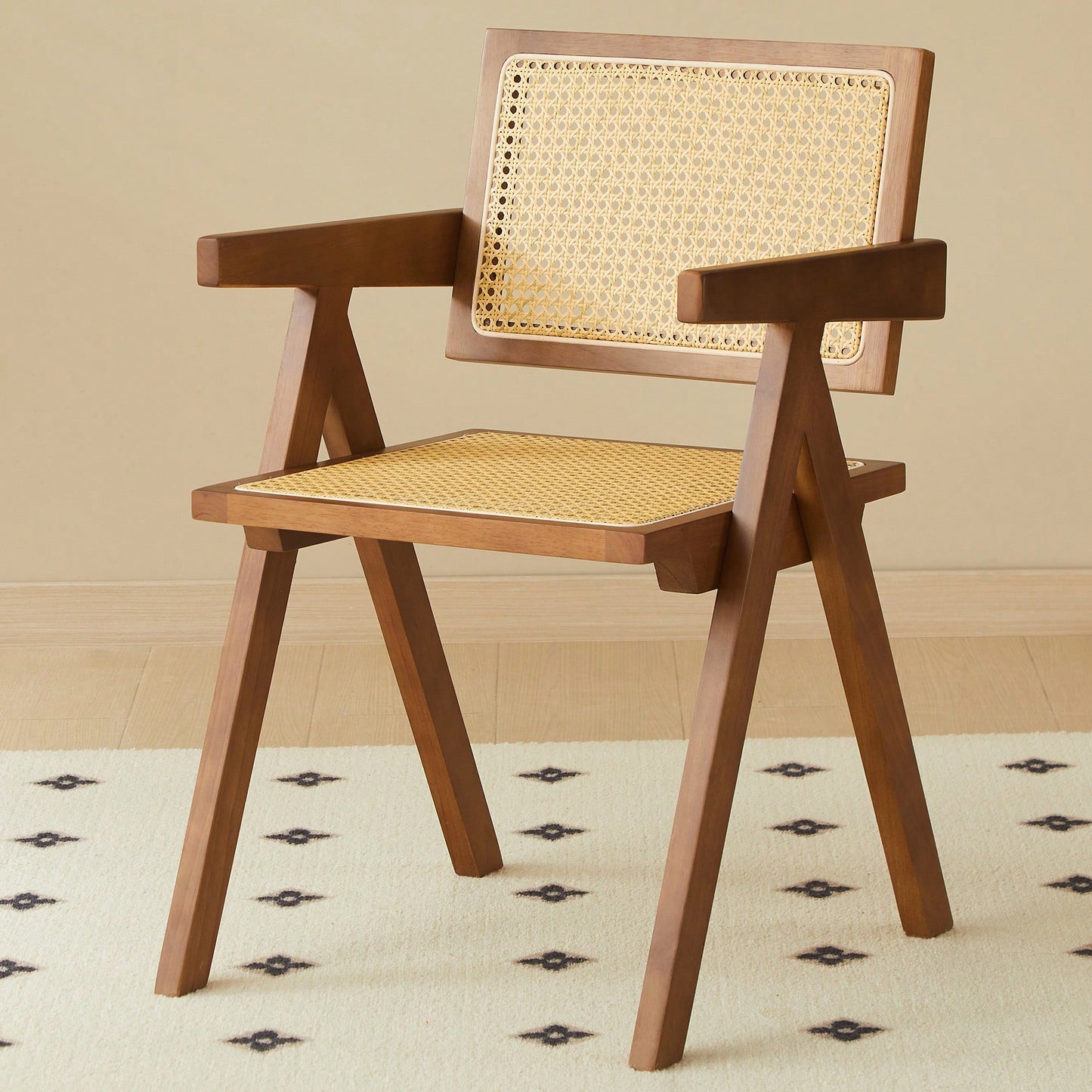 Set Of 2 Rubber Wood Dining Chairs With Rattan Weaving Armrests For Living Room Simple And Elegant Design Natural