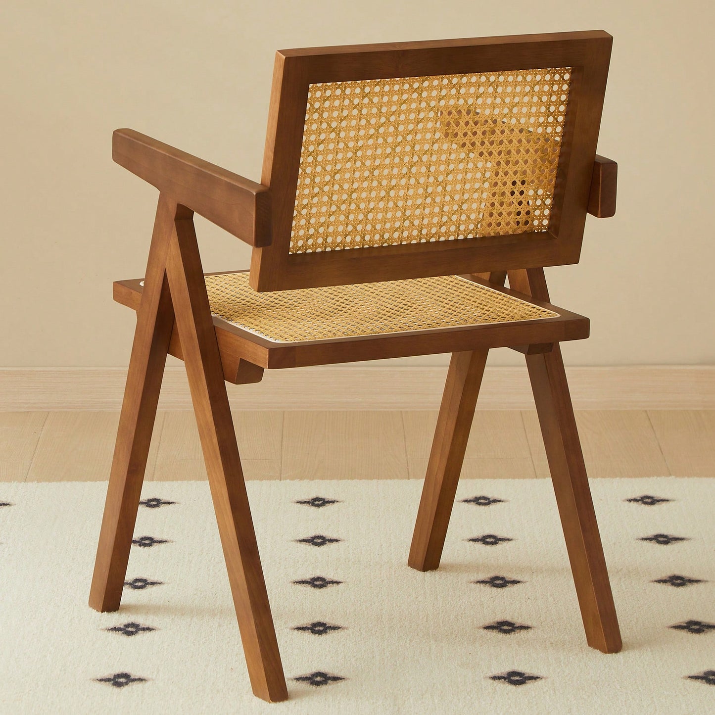 Set Of 2 Rubber Wood Dining Chairs With Rattan Weaving Armrests For Living Room Simple And Elegant Design Natural