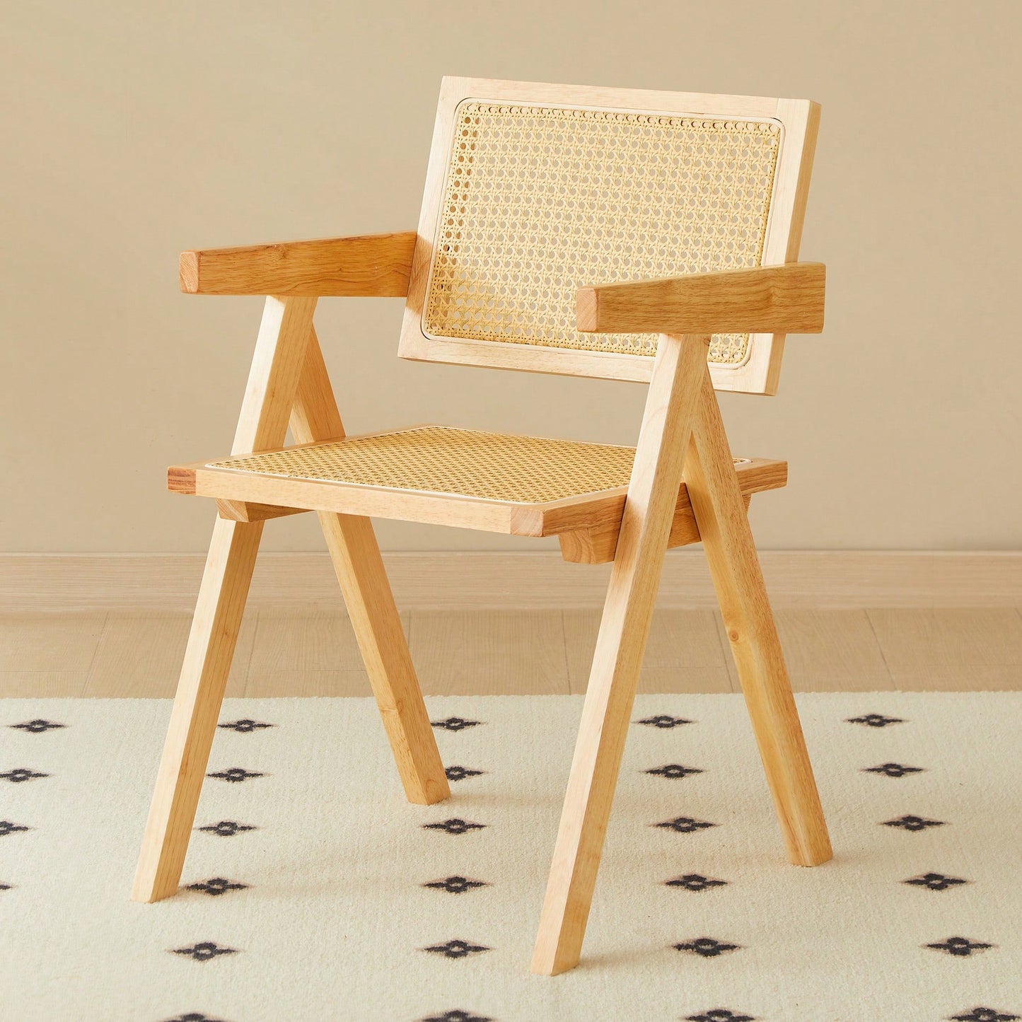 Set Of 2 Rubber Wood Dining Chairs With Rattan Weaving Armrests For Living Room Simple And Elegant Design Natural
