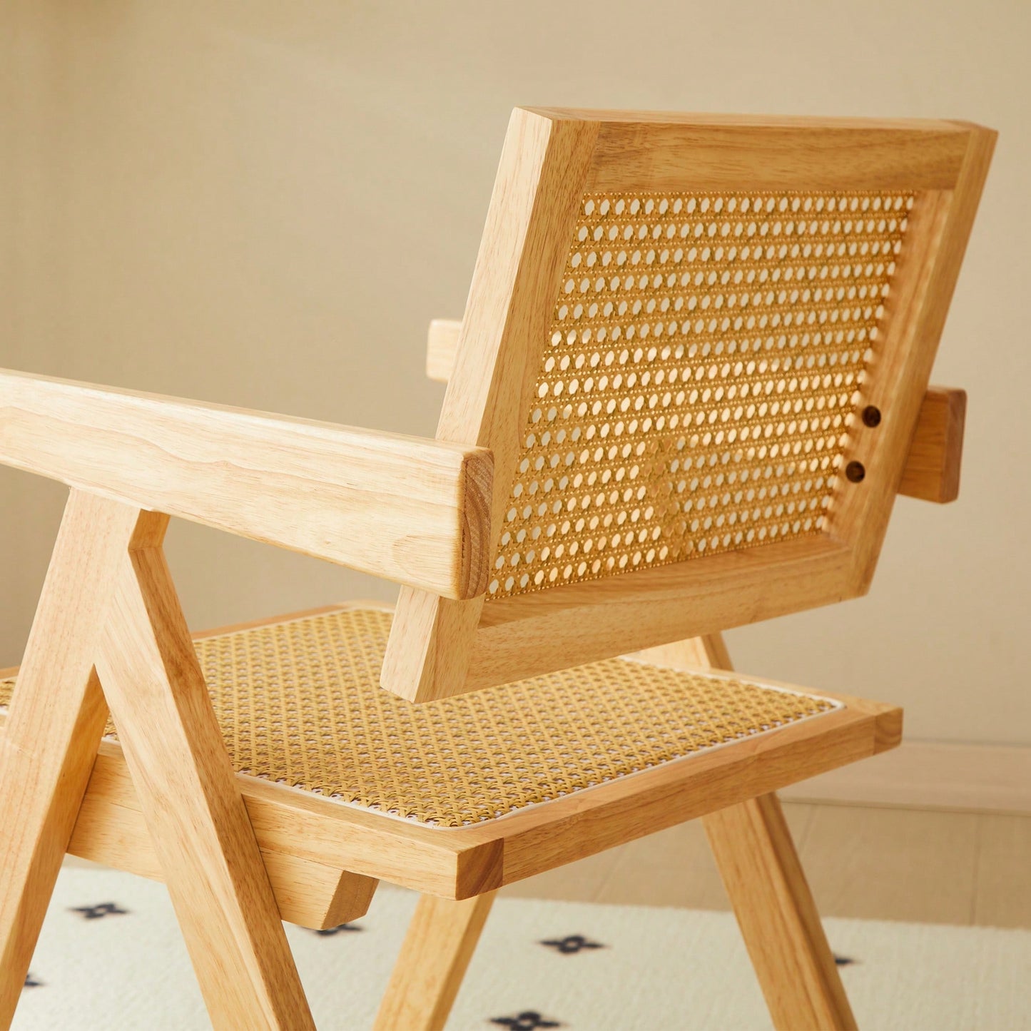 Set Of 2 Rubber Wood Dining Chairs With Rattan Weaving Armrests For Living Room Simple And Elegant Design Natural