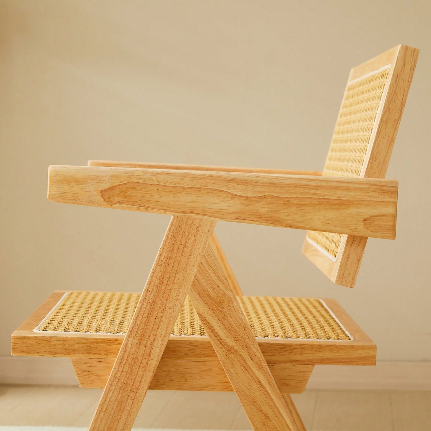 Set Of 2 Rubber Wood Dining Chairs With Rattan Weaving Armrests For Living Room Simple And Elegant Design Natural