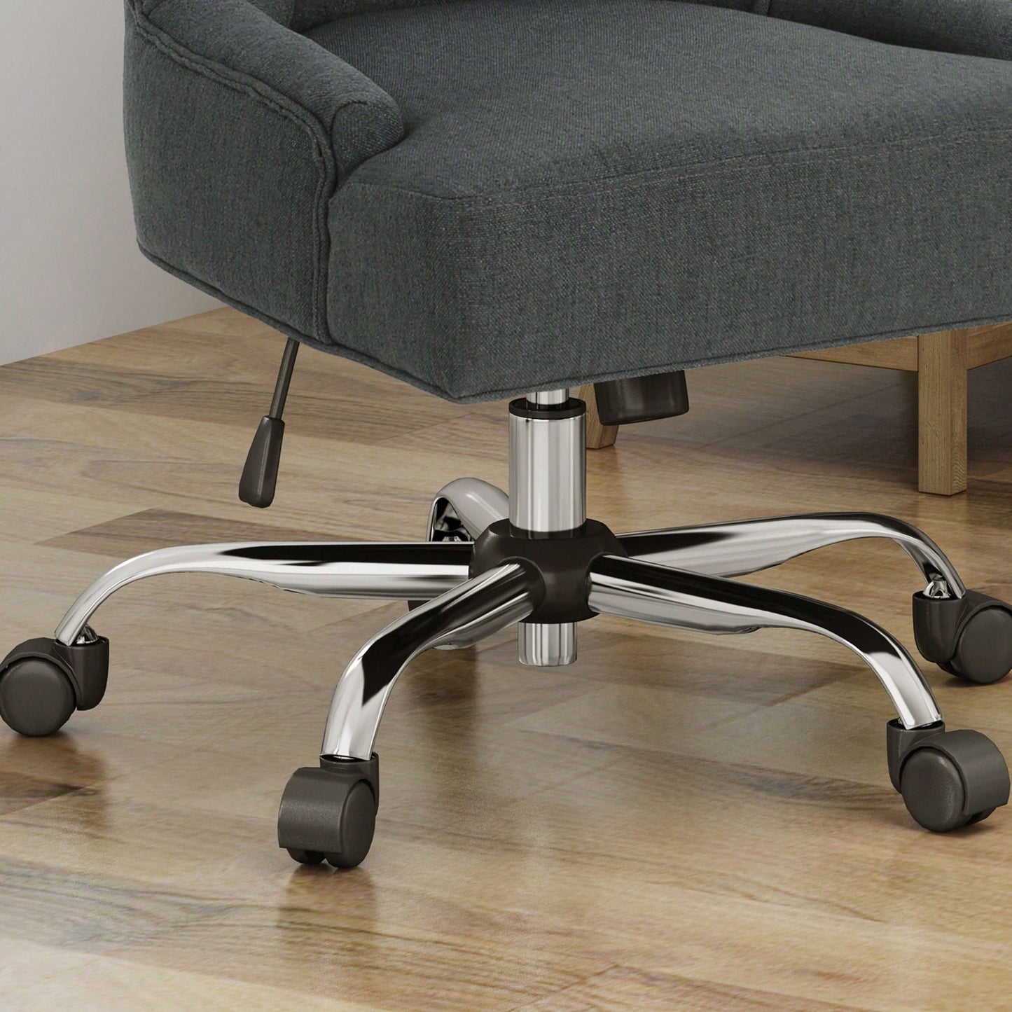 Ergonomic Adjustable Office Chair With Lumbar Support And Breathable Mesh Back