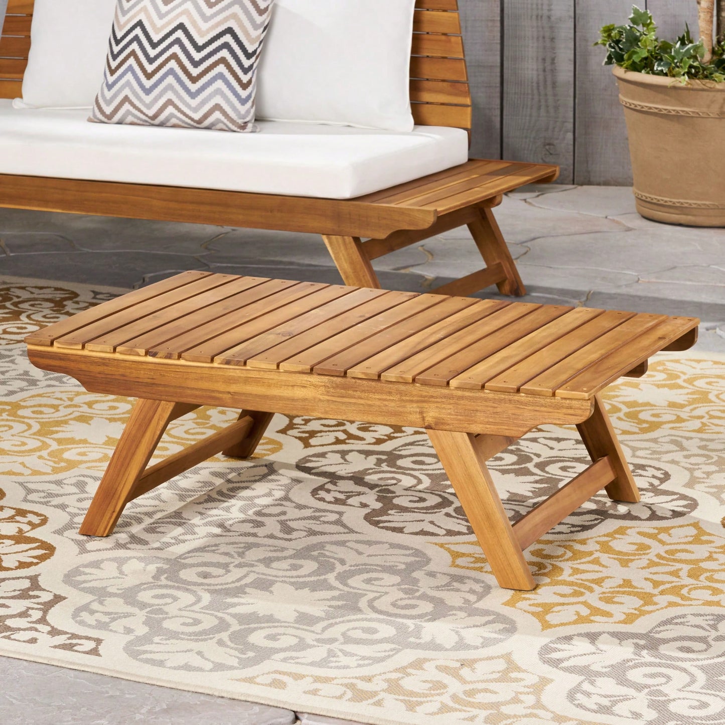 Stylish Modern Coffee Table With Elegant Design And Durable Construction