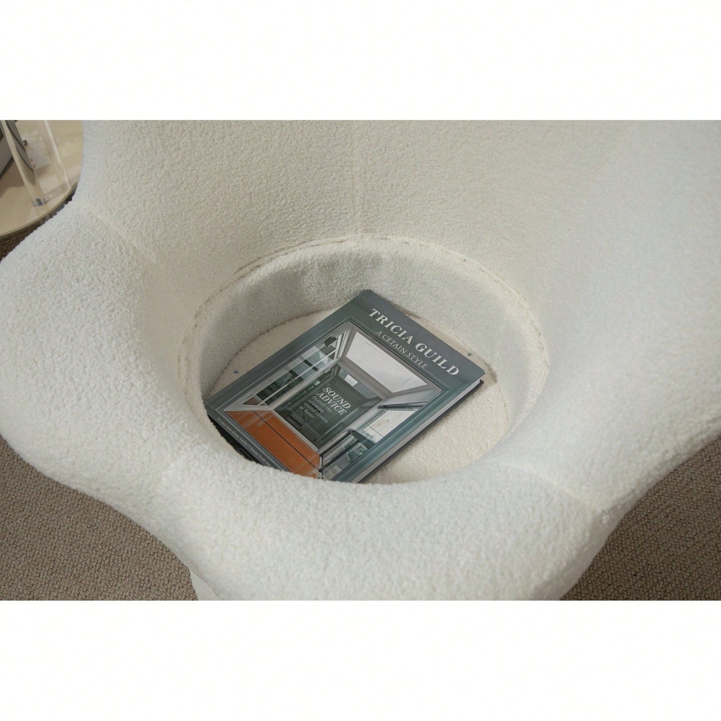 360-Degree Spinning Armchair For Ultimate Comfort And Leisure With Sturdy Base And Smooth Rotation